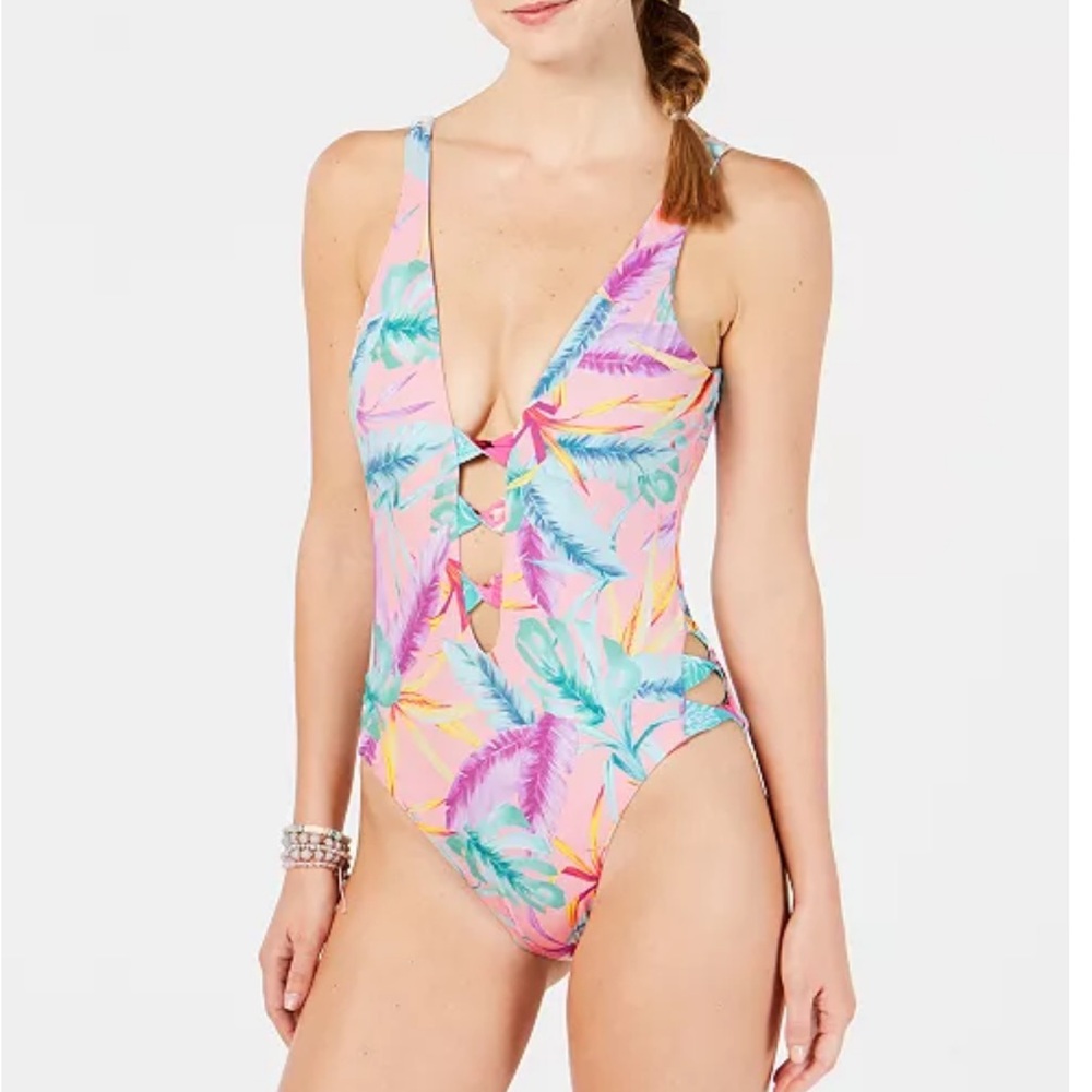 Bar III Women's Copacabana Printed Twist Front One Piece Swimsuit